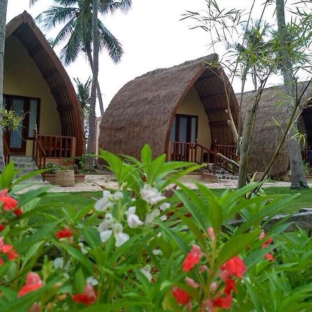 Karimun Lumbung Hotel Karimunjawa Eksteriør billede